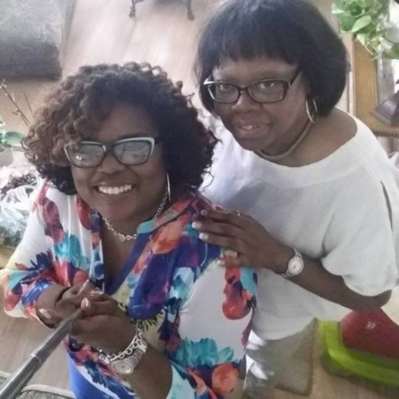 Meet your Posher, Doris - Picture 1 of 1